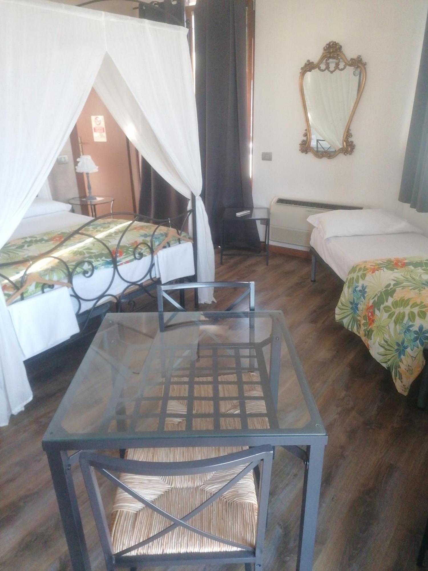 Bgy Airport Guesthouse โอรีโอ อัล เซรีโอ ภายนอก รูปภาพ